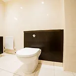 Hotel Oyo Majestic