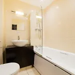 Oyo Majestic Hotel 3*