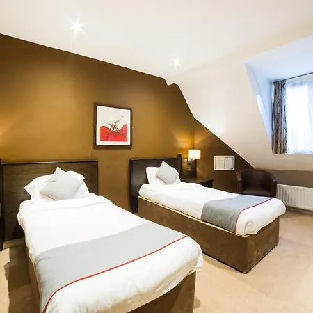 Oyo Majestic Barrow-in-Furness