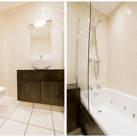 Hotel Oyo Majestic 2*