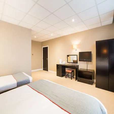 Oyo Majestic 3*