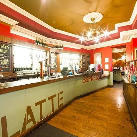 Oyo Majestic 酒店 巴罗弗内斯