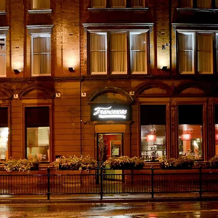 Oyo Majestic 3*